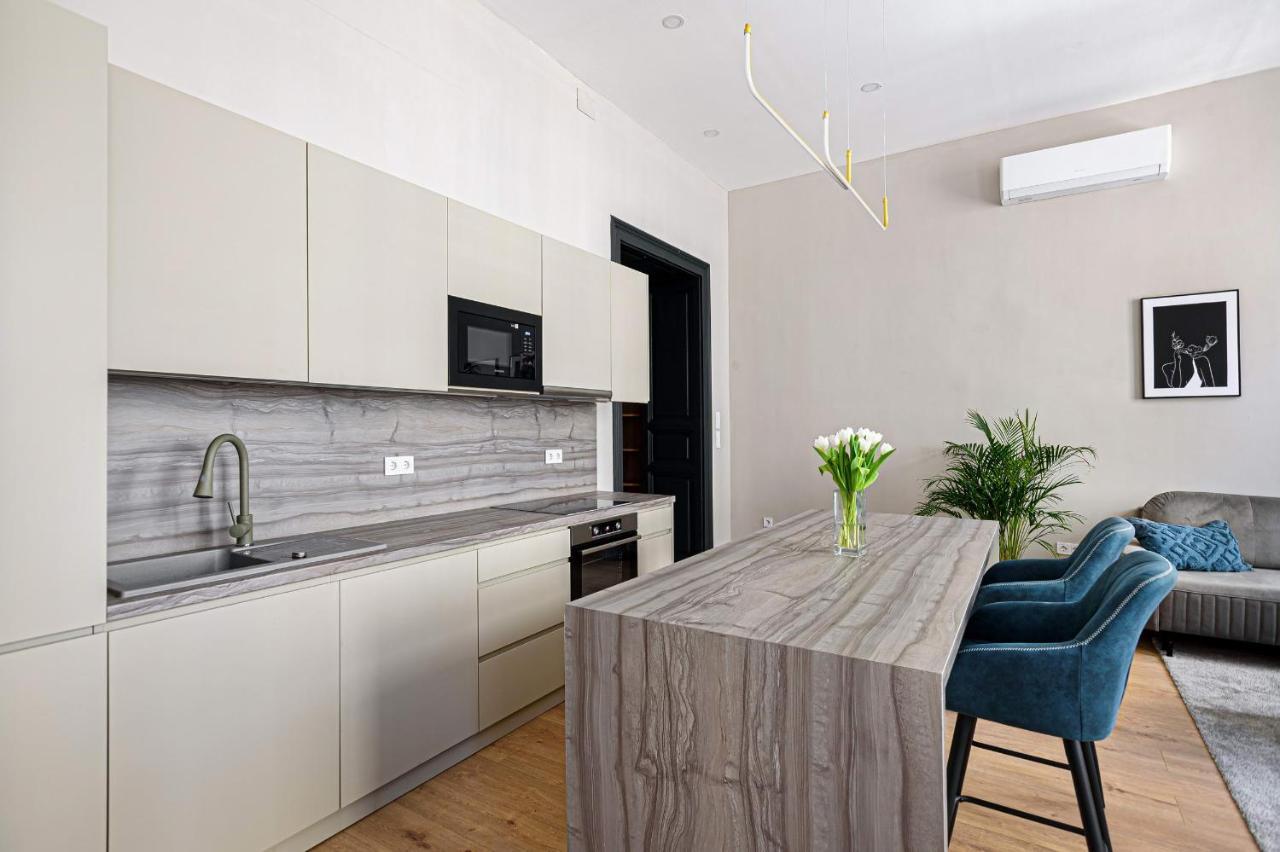 Apartamento Luxurious & Spacious In The Kertesz Street *
