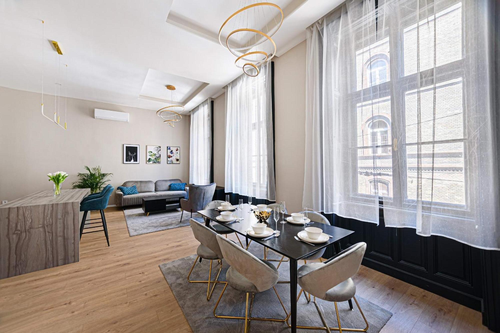 Luxurious & Spacious In The Kertesz Street * Budapest