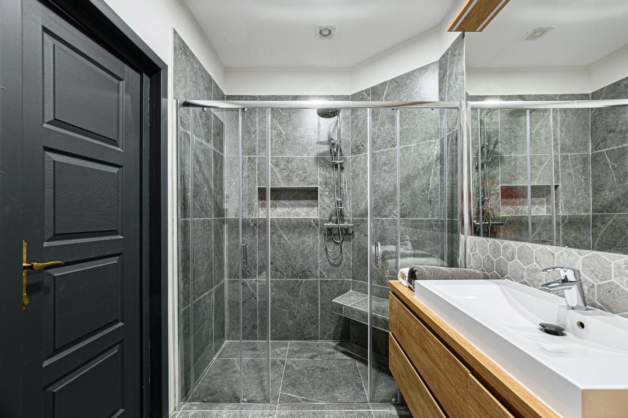 Apartamento Luxurious & Spacious In The Kertesz Street *