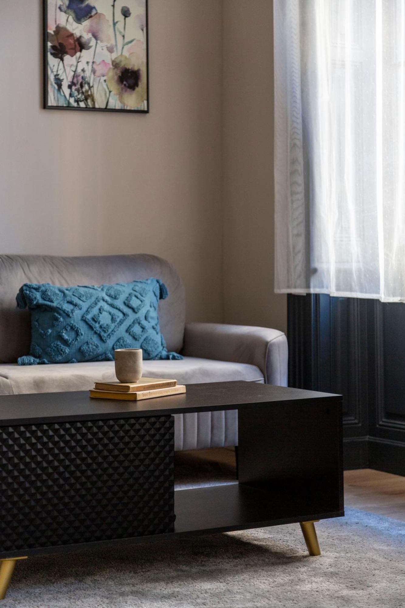 Luxurious & Spacious In The Kertesz Street Apartamento